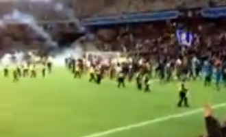 (VIDEO) Žestok obračun navijača u Švedskoj, prekinuta prijateljska utakmica