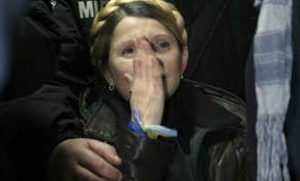 Uplakana Julija Timošenko : ‘Vi ste junaci, odstranili ste tumor iz Ukrajine’ (VIDEO)