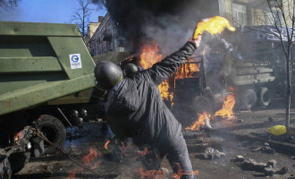 Varljivi rat  :  Januković pristao na prijevremene izbore,demonstranti ne žele sporazum?