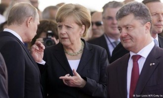 Berlin između Moskve i Kijeva :  Merkel – glavni igrač u razgovorima Rusije i Ukrajine