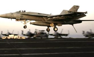 Američke snage počele kampanju vazdušnih udara na ciljeve ISIL-a u Siriji (Video)