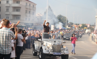 Čilić u rodnom Međugorju: Mercedesom došao do crkve, Slijedi fešta s Thompsonom