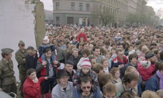 Berlin predstavlja ‘Hrabrost slobode’  : Četvrt vijeka od pada Berlinskog zida