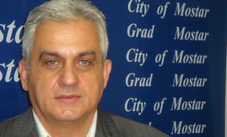 Ljubo Bešlić, gradonačelnik Mostara :  I da želim, nemam kome podnijeti ostavku