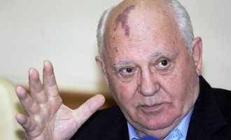 Gorbačov za  njemački Spiegel : ‘Saberite se, inače dolazi svjetski rat’