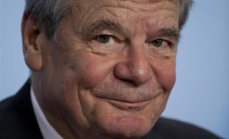 Njemački predsjednik Joachim Gauck  : Berlin treba biti otvoren za ratnu odštetu Grčkoj
