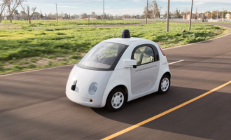 Robot u javnom prometu : Googleov autonomni “Fićo” kreće na drumove (Video)
