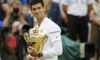 Najbolji dobio najvećeg : Đoković po treći put kralj Wimbledona (Video)