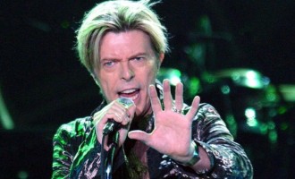 Umjetnički kameleon : Preminuo  David Bowie (Video)