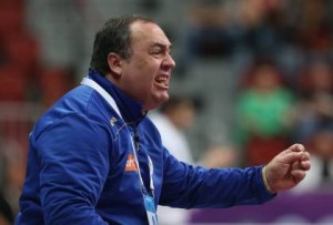 epa04579192 Bosnia's coach Dragan Markovic reacts during the Qatar 2015 24th Men's Handball World Championship match between Croatia and Bosnia & Herzegovina at the Duhail Handball Sports Hall, Doha, Qatar, 23 January 2015. Qatar 2015 via epa/Oliver Weiken Editorial Use Only/No Commercial Sales