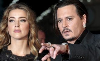 TMZ saznaje :  Johnny  Depp  i  Amber Heard se razvode zbog  iPhona !?