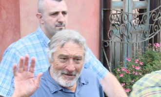 Počasno Srce Sarajeva   : Holivudska zvijezda Robert De Niro stigao u Sarajevo