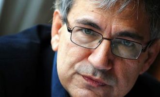 Orhan Pamuk: Ne želim da budem prijatelj nekome ko ne prestaje da aplaudira vlastima