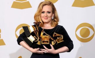Pokorila Grammyje! Adele je apsolutna pobjednica! (VIDEO)