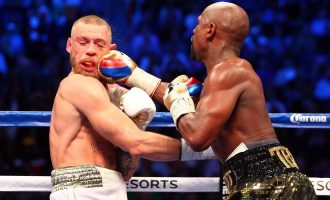 Borba svih borbi bez prave borbe : Mayweather ipak bolji od McGregora, sudija prekinuo borbu u 10. rundi