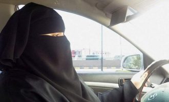 Kraljev dekret  : Ženama u Saudijskoj Arabiji dozvoljeno da voze automobile