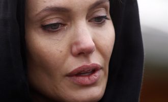 Angelina Jolie  : Zašto je Hatidža Mehmedović  bila posebna ?