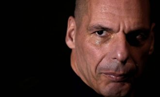 Yanis Varoufakis : Nacionalistička internacionala napreduje ka pobjedi zahvaljujući rastućem nezadovoljstvu građana