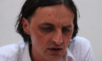 Drago Bojić : Narod jedne stranke – stranka jednog lica