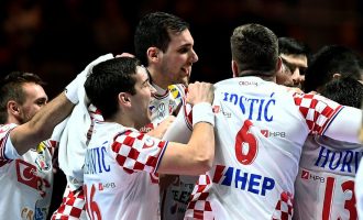 Hrvatska nakon produžetaka izborila finale EP : Za zlato protiv Španije