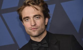 Robert Pattinson zaražen koronavirusom, zaustavljeno snimanje Batmana