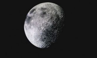NASA potvrdila  veliko otkriće: Na Mjesecu pronađena voda!