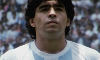 Svijet tuguje za najvećim :  Umro je Diego Maradona (VIDEO)