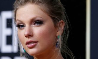 Taylor Swift šesti put trijumfirala na dodjeli American Music Awards