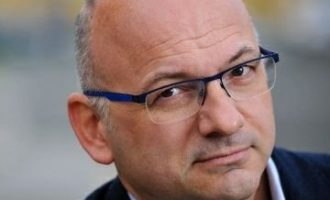 Prof.dr. Dejan Jović : Povući se zbog pritiska, neobavljena posla, bio bi kraj statusa Rusije kao velike sile