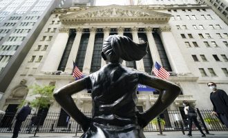 Iskrivljeni dijelovi realne ekonomije:Wall Street od početka pandemije dobio 56 novih milijardera