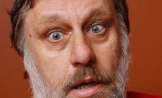 Slavoj Žižek: ‘Ne, stari život se ne vraća, neće ga više biti! Ljevica? Opće ovo, javno ono, i sve ode u k***c‘