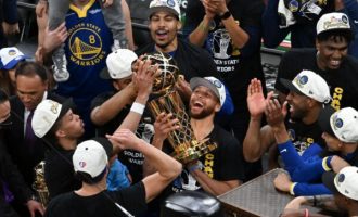 Golden State šampion NBA lige, Curry MVP finala