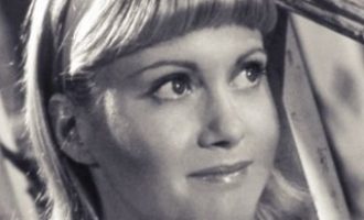 Odlazak omiljene glumice i pjevačice: Olivia Newton-John preminula u 73 godini  (Video)