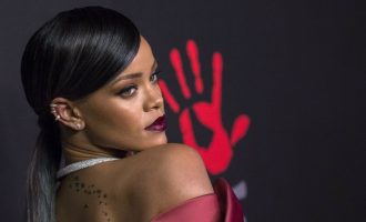 Apple Music potvrdio : Rihanna nastupa u poluvremenu Super Bowla