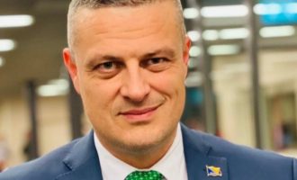 Vojin Mijatović kritikovao ideju o sastanku Bošnjaka: Možda je ipak naša želja tri male fildžan teritorije