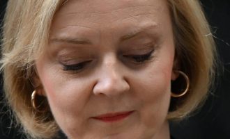 Nakon samo 45 dana na vlasti : Britanska premijerka Liz Truss podnijela ostavku