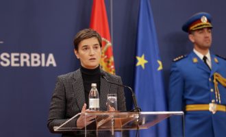 Premijerka Srbije Ana Brnabić: Beograd blizu odluke da zatraži povratak vojske na Kosovo