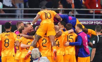 Oranje u četvrtfinalu  Svjetskog prvenstva : Amerikanci lagan zalogaj za Nizozemce (Video)