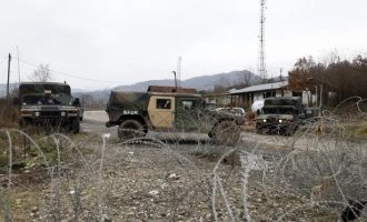 Srbijanske trupe u stanju visoke pripravnosti dok napetosti s Kosovom rastu