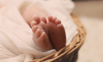 Blizanci rođeni iz embrija zamrznutih prije 30 godina