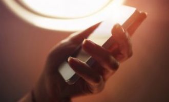 Evropska komisija dala zeleno svijetlo : Uskoro dozvoljena slobodna upotreba mobitela u avionima
