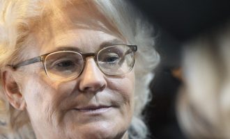 Bild saznaje : Njemačka ministrica Christine Lambrecht  podnosi ostavku?