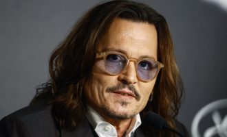 Povratnički film pun pogodak : Johnny Depp dobio sedmominutne ovacije u Cannesu