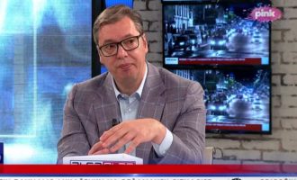 Nova drama Aleksandra Vučića : “Turci su ozbiljno naoružali kosovske snage. Dali su imi protivtenkovske rakete, Barjaktare, haubice…”