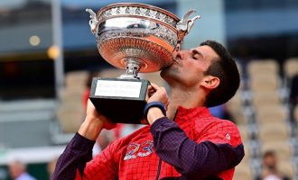 Đoković za historiju: Razbio Ruuda u finalu Roland Garrosa za 23. Grand slam titulu