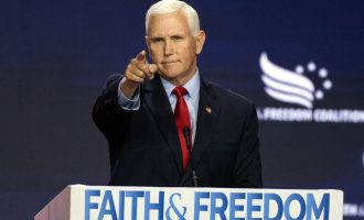 Mike Pence o novoj  optužnici protiv Trumpa: “Naša je zemlja važnija od jednog čovjeka”