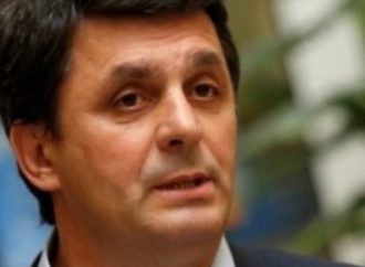 Prof. dr. Senadin Lavić : Narodi ne ratuju. Uvijek ratuju vojske i režimi !
