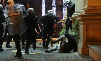 Protest opozicije u Beogradu: Policija razbila demonstracije građana