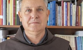 Fra Zdravko Dadić, provincijal Bosne Srebrene: Da se Isus rodio danas, rodio bi se u ruševinama Gaze