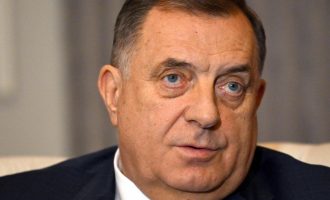 Slobodna Dalmacija : ‘Republika Srpska sve će da vas smrska‘ – poručuje cirkusant Dodik pucajući iz prazne puške !